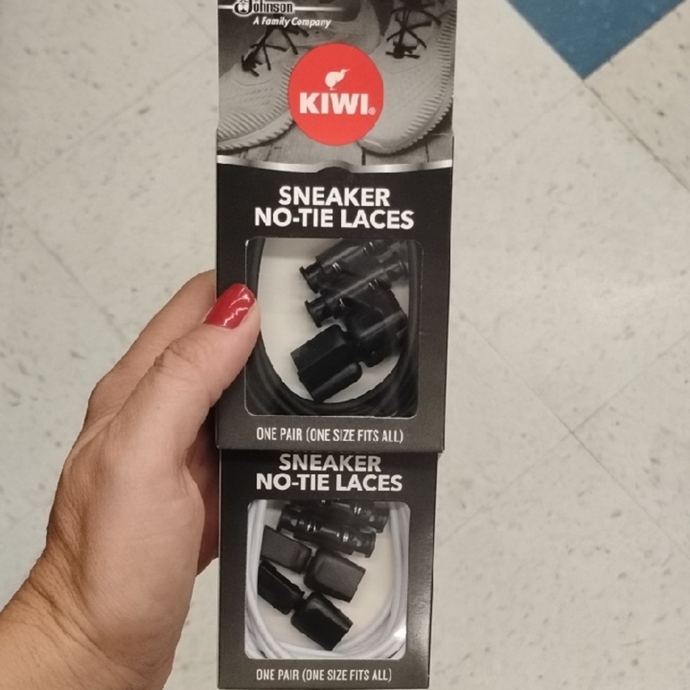 Kiwi Black And White Sneaker No-Tie Laces